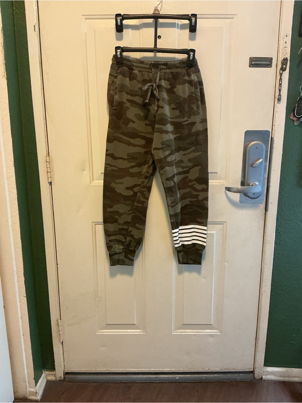 Sub_Urban Riot Kids Olive Camo Jogger Sweatpants with White Stripe